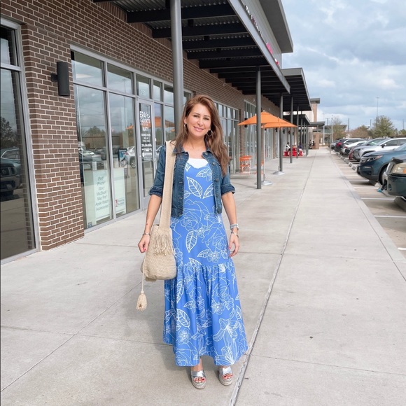 Meet your Posher, Yvonne - Picture 1 of 1